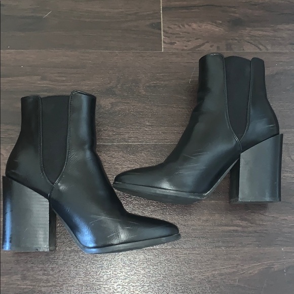 🖤 chunk heel bootie - Picture 3 of 8